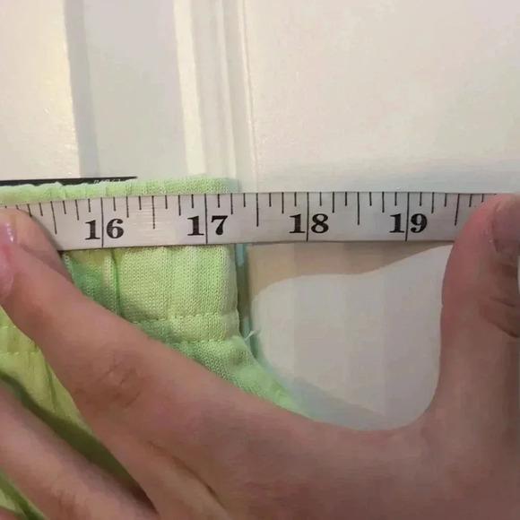 Nike Washed high rise shorts in neon green womens - Picture 8 of 9